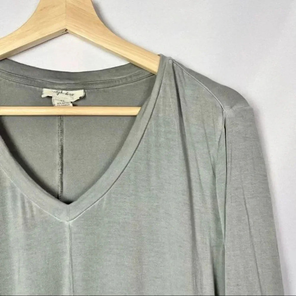 Style & Co Light Gray V-Neck Relaxed Fit Long Sleeve Top M - Picture 3 of 3